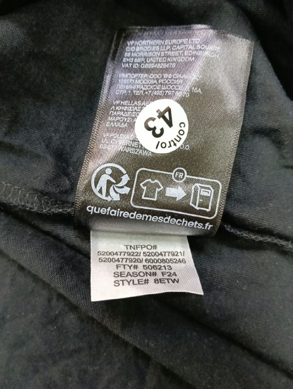 Футболка THE NORTH FACE · розмір S