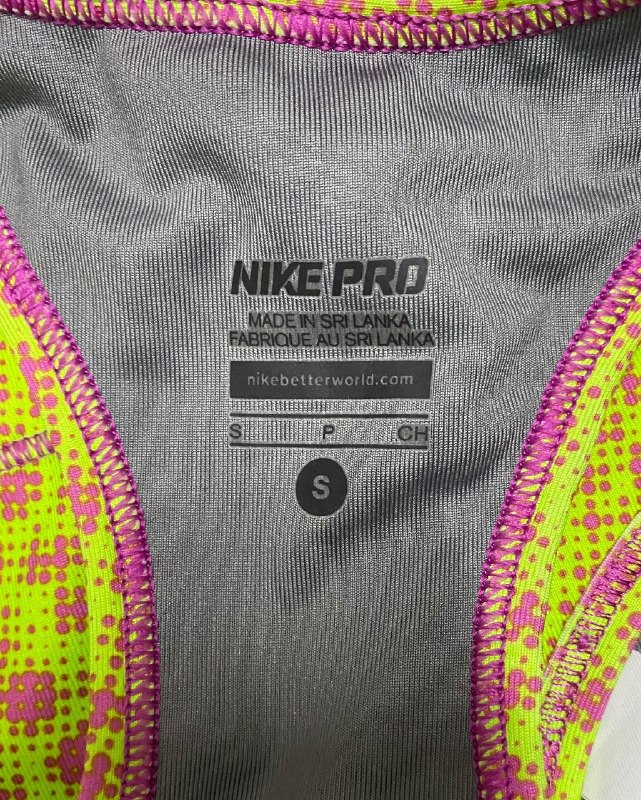 Топ Nike · розмір S