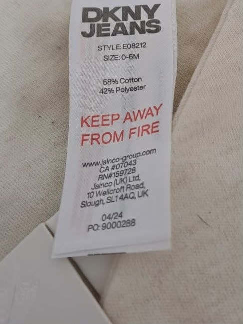 Подарунковий набір DKNY Jeans · розмір 0-6 місяців