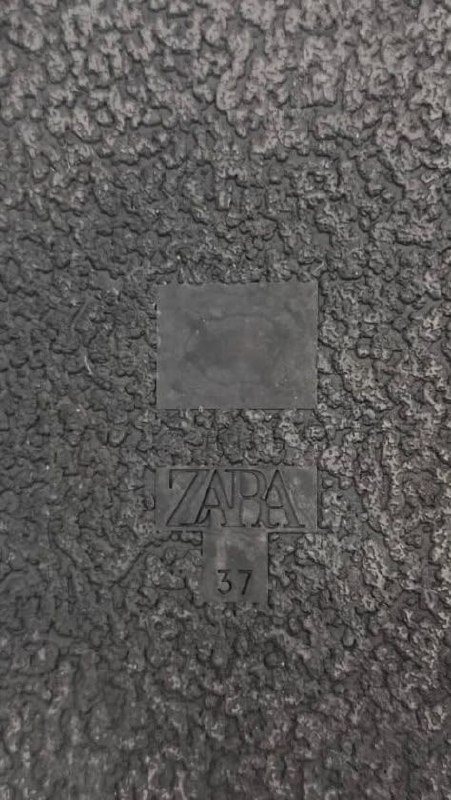 Шльопанці Zara · розмір и:37