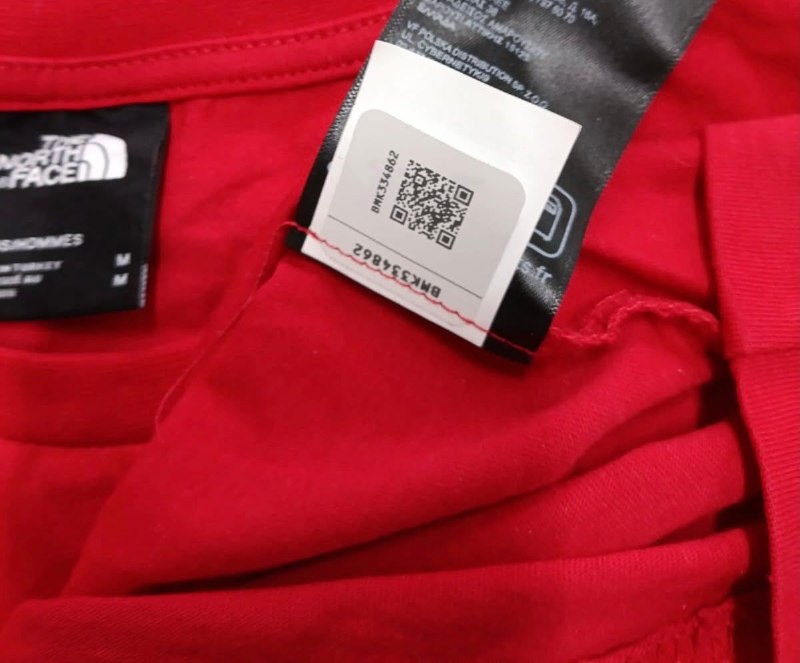 Футболка TNF