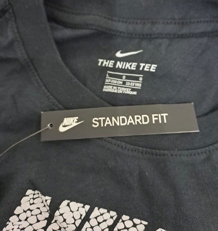 Футболка NIKE · розмір 12-13 років