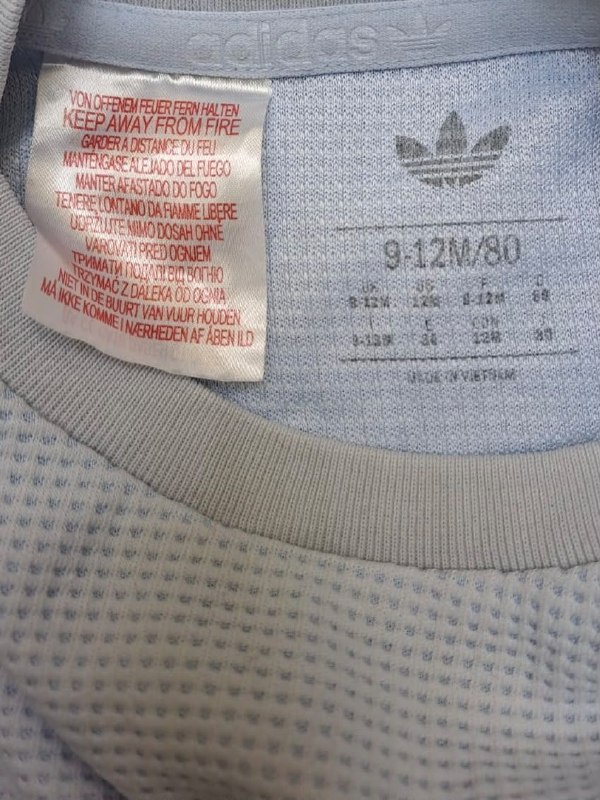 Костюм Adidas · розмір 9-12 місяців