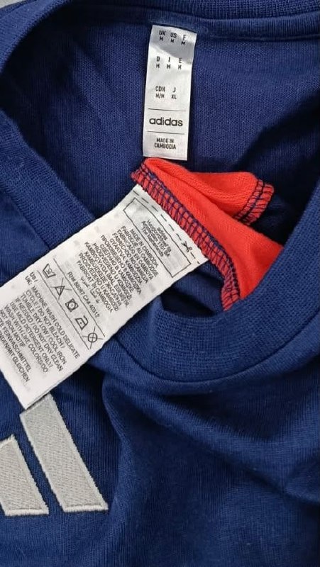 Футболка Adidas · розмір и:M