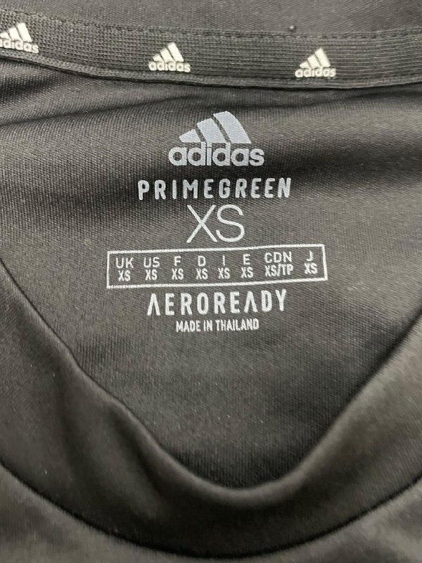 Футболка Adidas · розмір XS