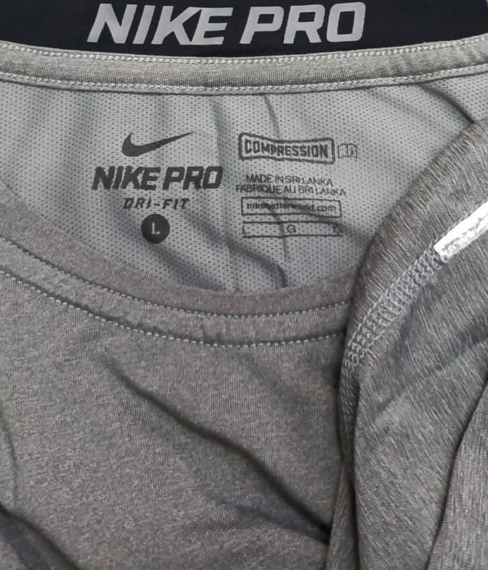 Лонгслів Nike · розмір L