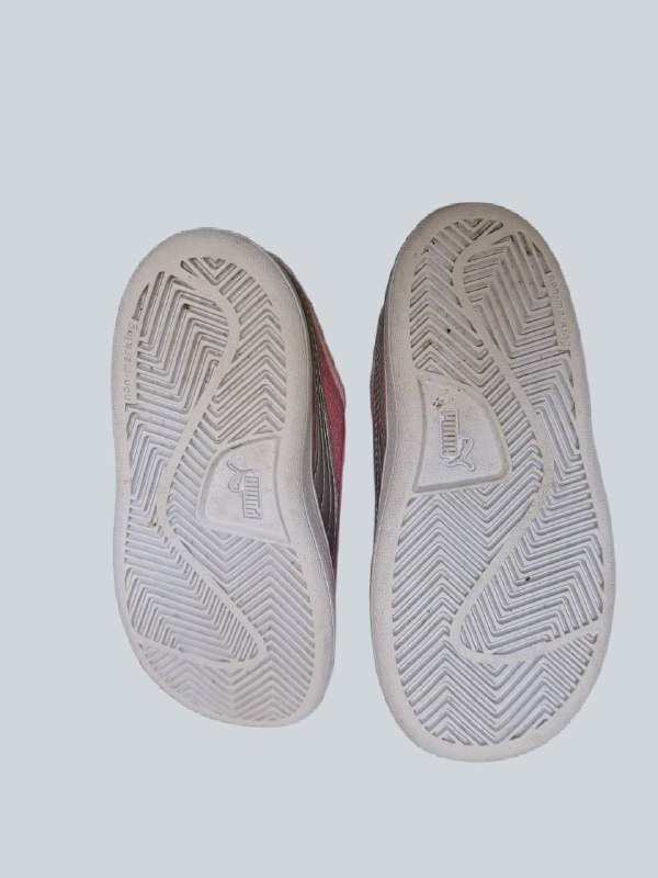 Кросівки PUMA · розмір UK 7
