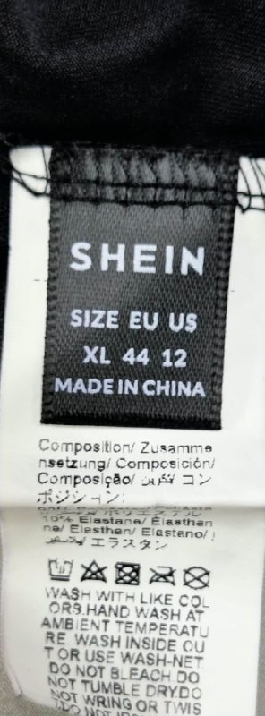 Футболка SHEIN · розмір XL