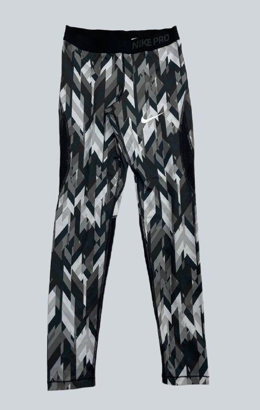 Легінси Nike · розмір 13-15 років(156-166 см.)