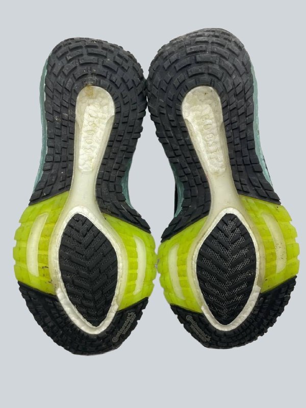 Кросівки Adidas · розмір 41