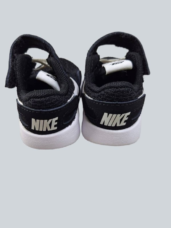 Кросівки Nike · розмір UK 1.5