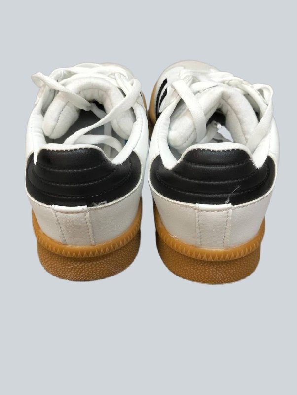 Кросівки Adidas · розмір 38