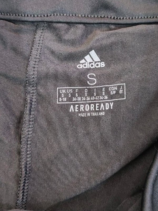 Спідниця шорти Adidas · розмір S