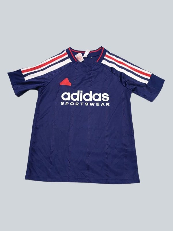Футболка Adidas · розмір 9-10 років