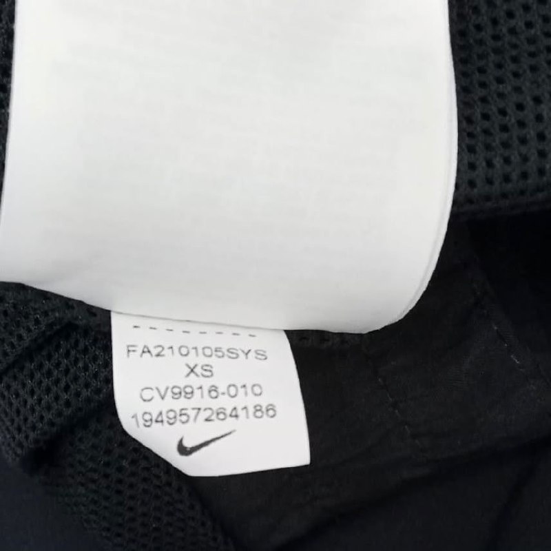 Куртка Nike · розмір XS